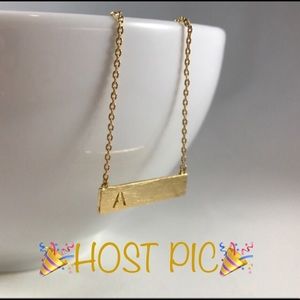 🎉HP🎉Gold Bar necklace✨ can engrave MIST BE BUNDLED Thanks you💕